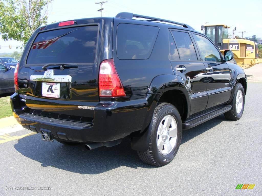 2006 4Runner SR5 4x4 - Black / Dark Charcoal photo #3