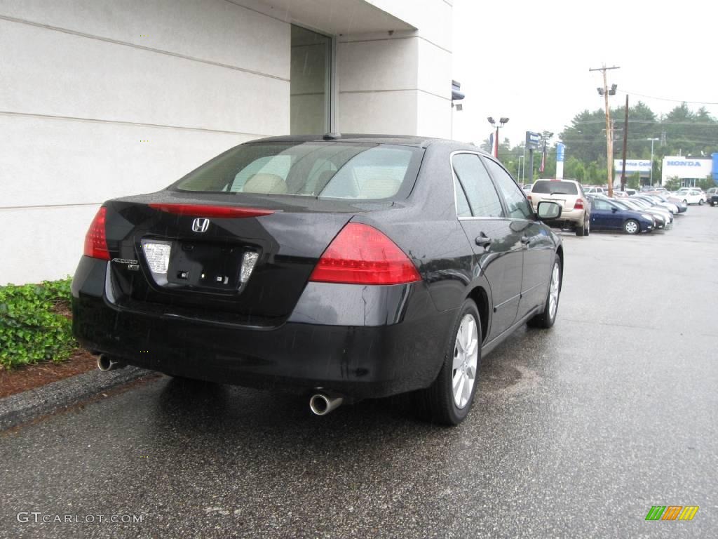 2006 Accord EX-L V6 Sedan - Nighthawk Black Pearl / Ivory photo #3