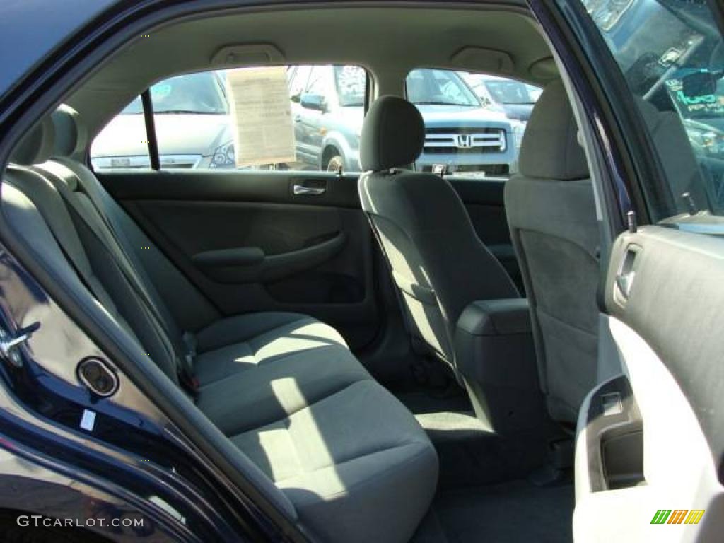 2006 Accord SE Sedan - Royal Blue Pearl / Gray photo #12