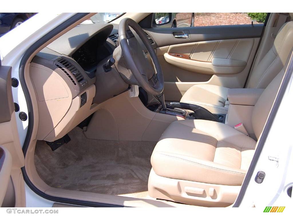 2006 Accord EX-L V6 Sedan - Taffeta White / Ivory photo #5