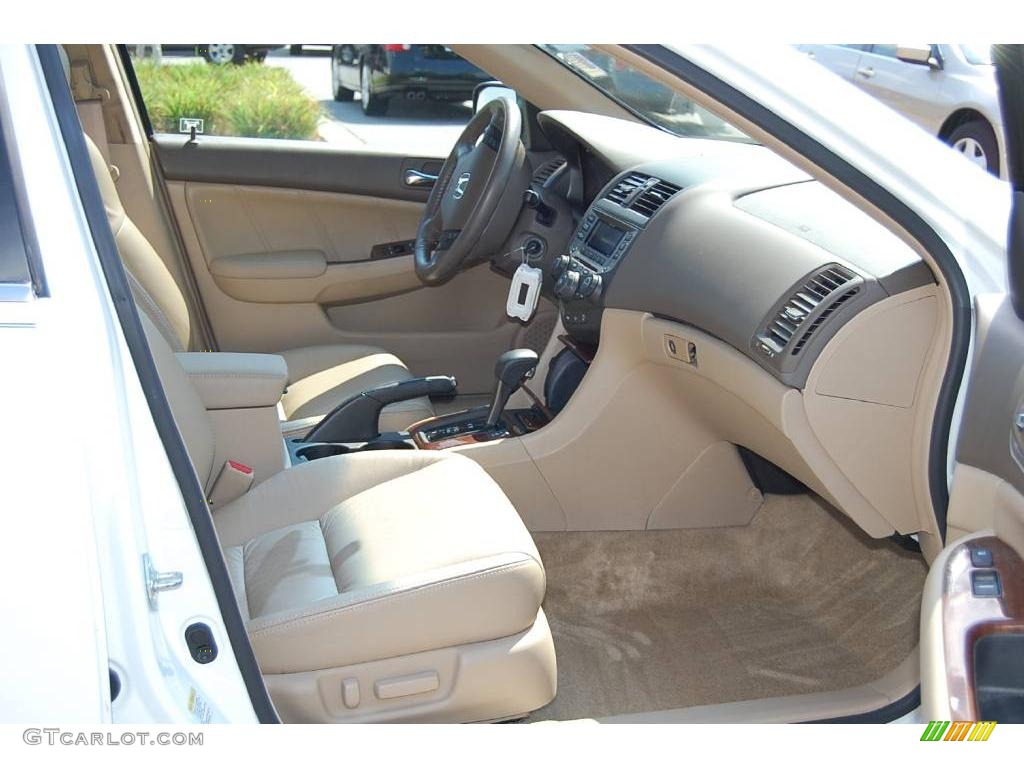 2006 Accord EX-L V6 Sedan - Taffeta White / Ivory photo #12