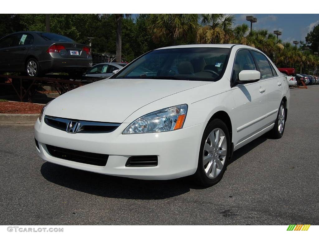 2006 Accord EX-L V6 Sedan - Taffeta White / Ivory photo #13