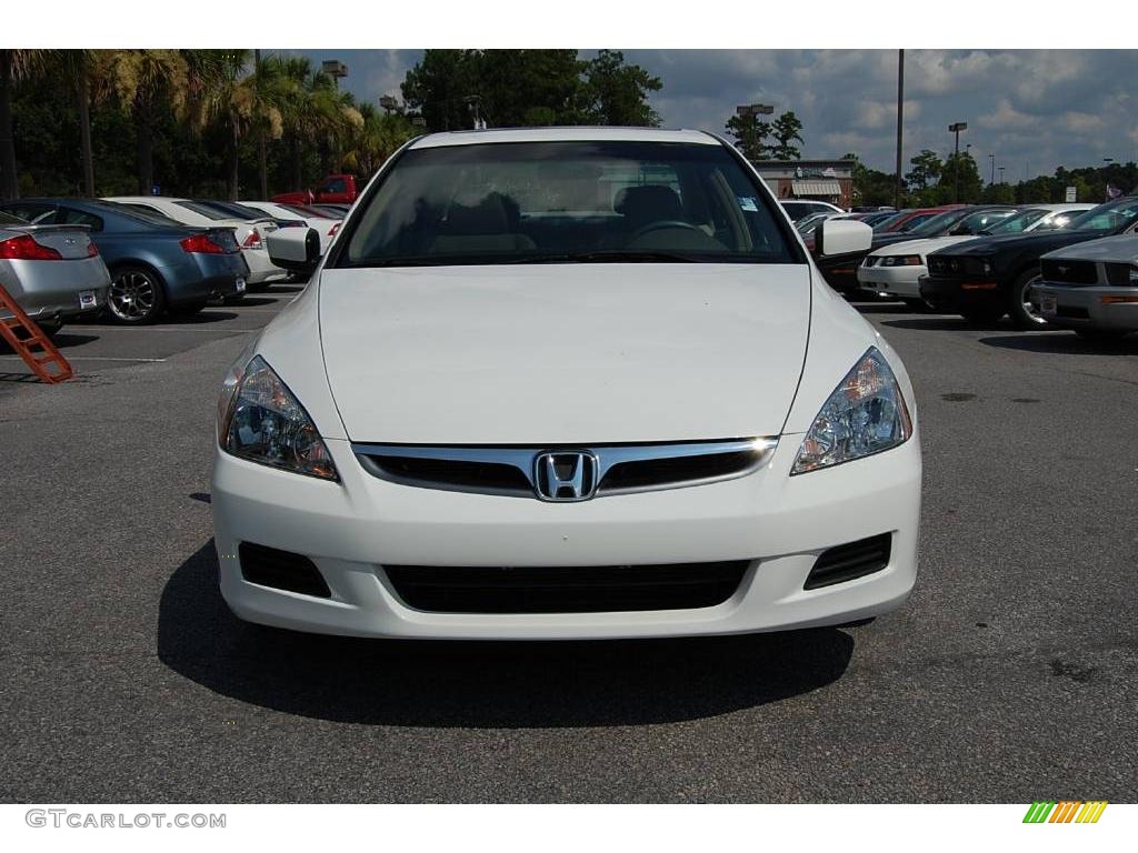 2006 Accord EX-L V6 Sedan - Taffeta White / Ivory photo #14