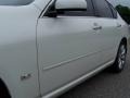 Ivory Pearl - M 35x Sedan Photo No. 11