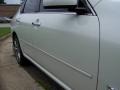 Ivory Pearl - M 35x Sedan Photo No. 12