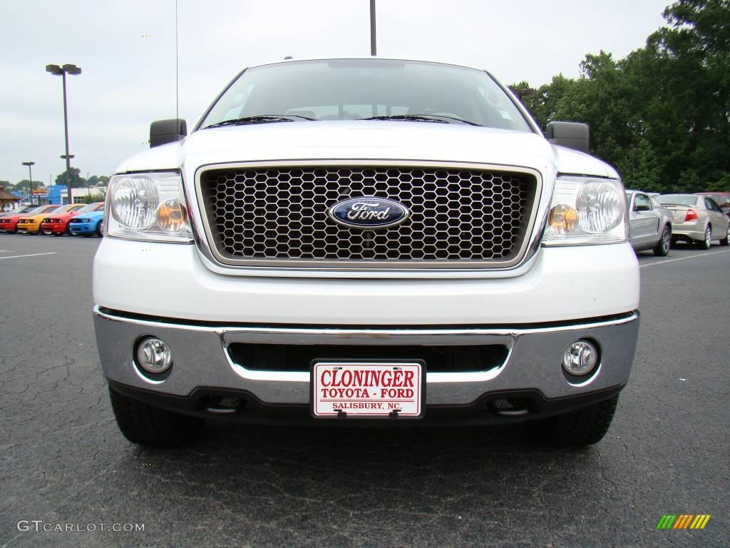 2006 F150 Lariat SuperCab 4x4 - Oxford White / Tan photo #7