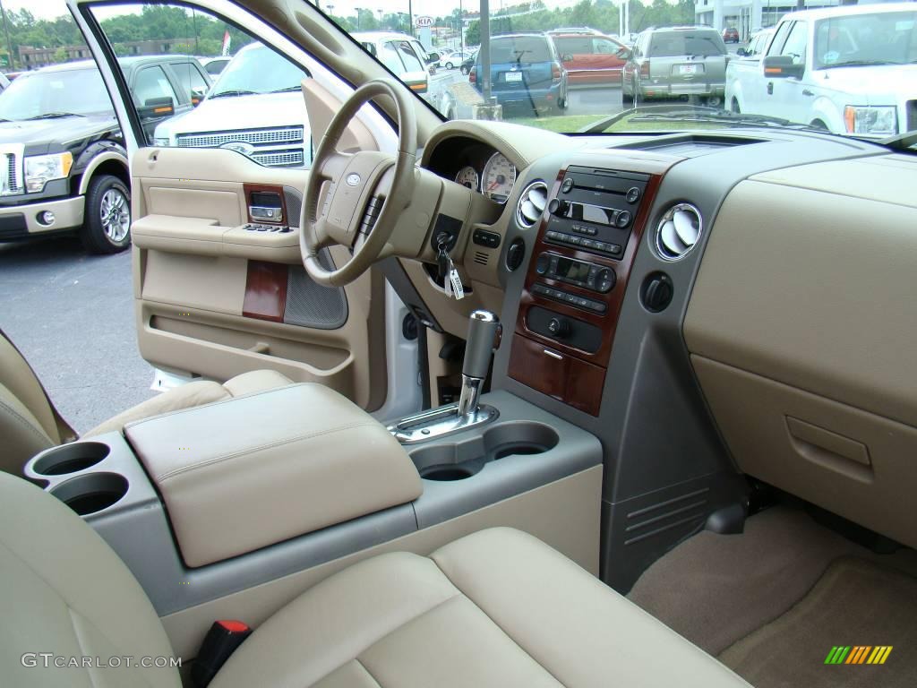 2006 F150 Lariat SuperCab 4x4 - Oxford White / Tan photo #12