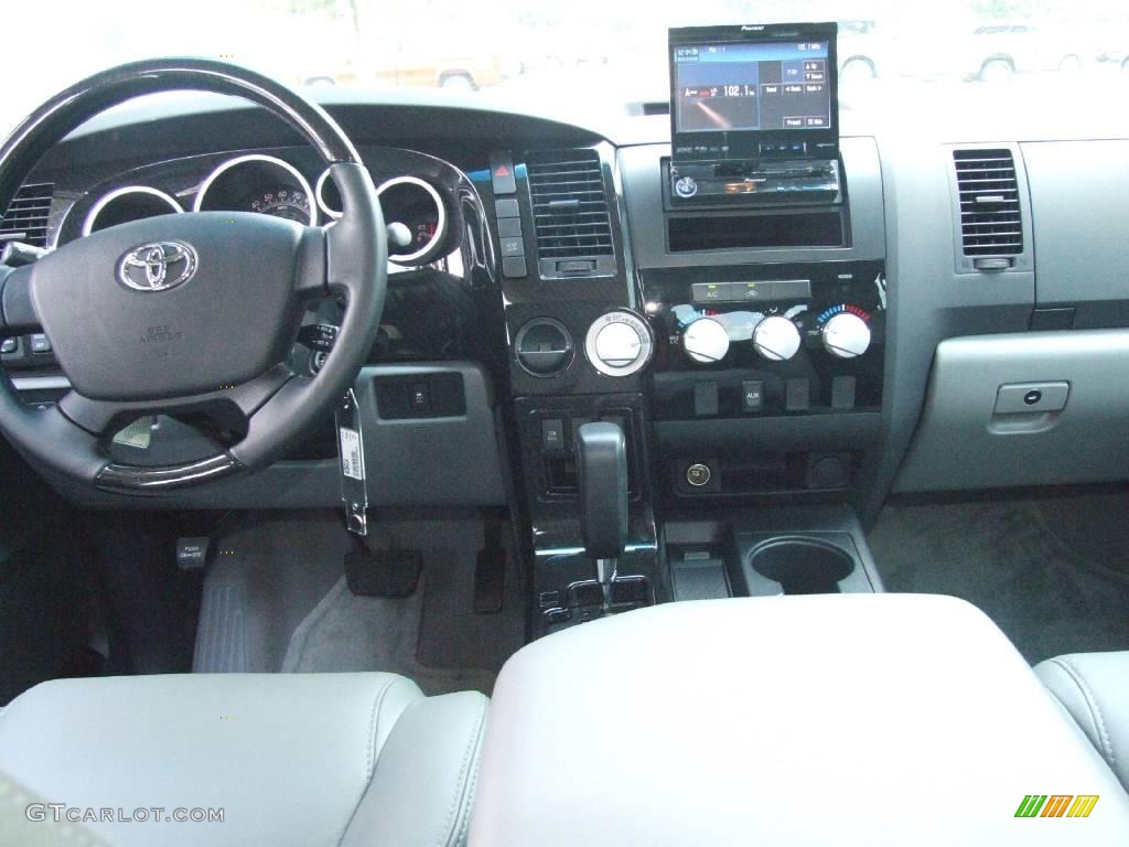 2008 Tundra SR5 Double Cab - Super White / Graphite Gray photo #12