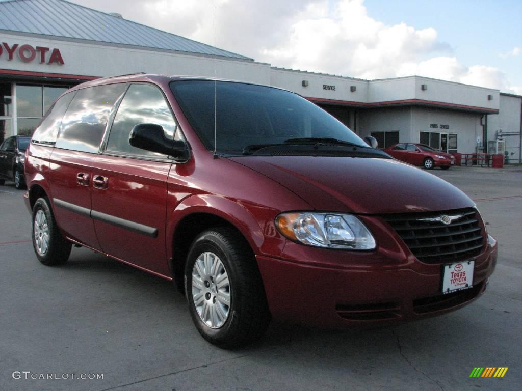 2007 Town & Country  - Inferno Red Crystal Pearl / Medium Slate Gray photo #1