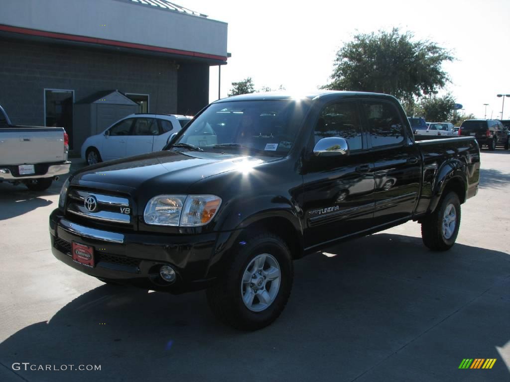 2005 Tundra SR5 Double Cab - Black / Dark Gray photo #3