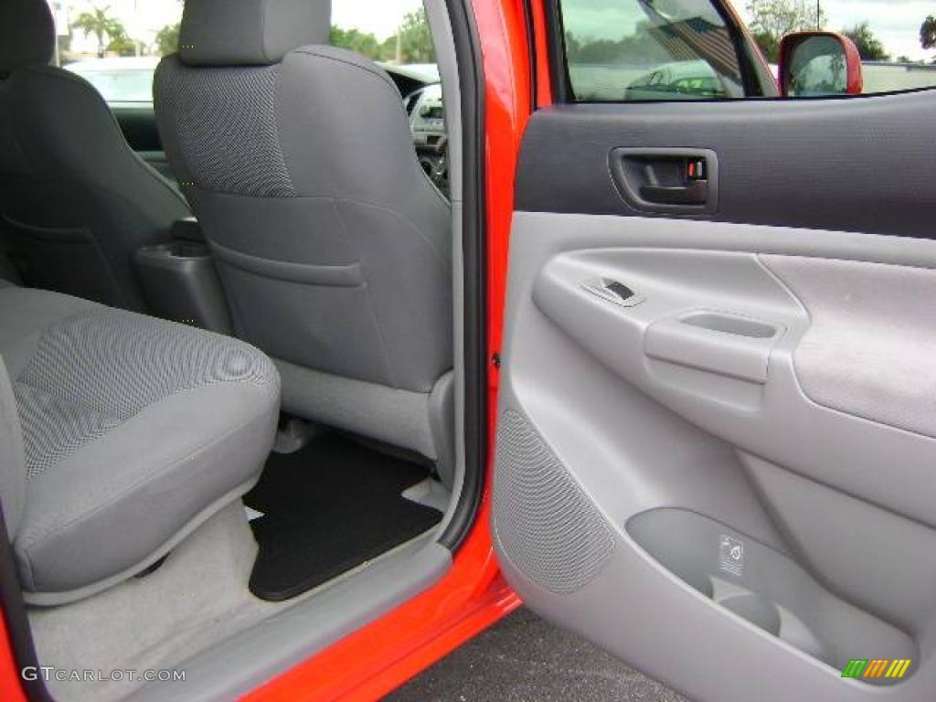 2006 Tacoma V6 PreRunner TRD Sport Double Cab - Radiant Red / Graphite Gray photo #25