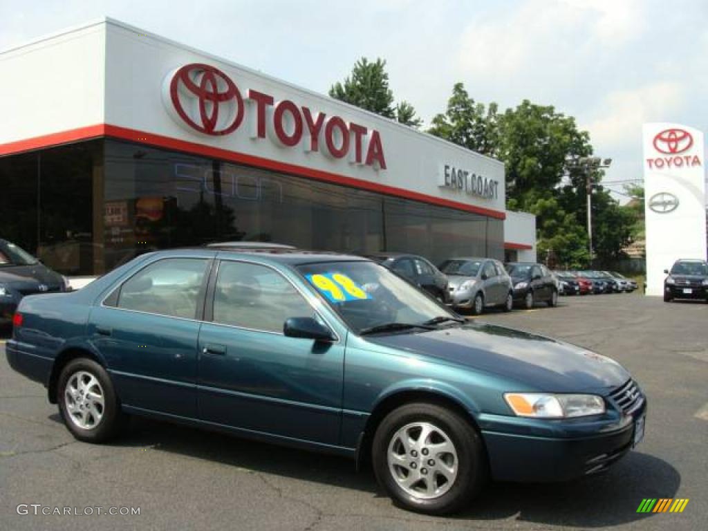 1998 Camry XLE V6 - Dark Green Metallic / Oak photo #1