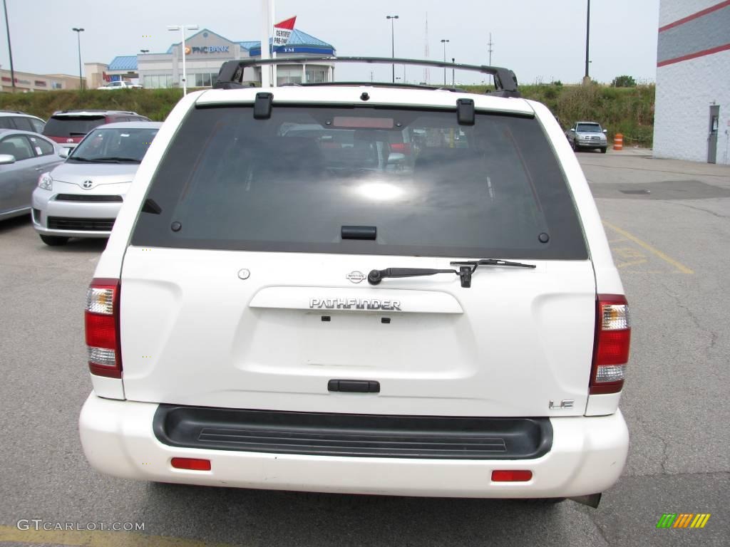 2000 Pathfinder LE 4x4 - Cloud White / Parchment photo #5