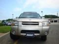 2002 Sand Dune Metallic Nissan Frontier SE Crew Cab 4x4  photo #1