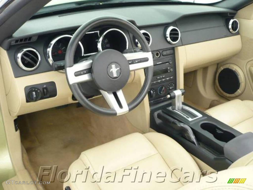 2005 Mustang V6 Premium Convertible - Legend Lime Metallic / Medium Parchment photo #13