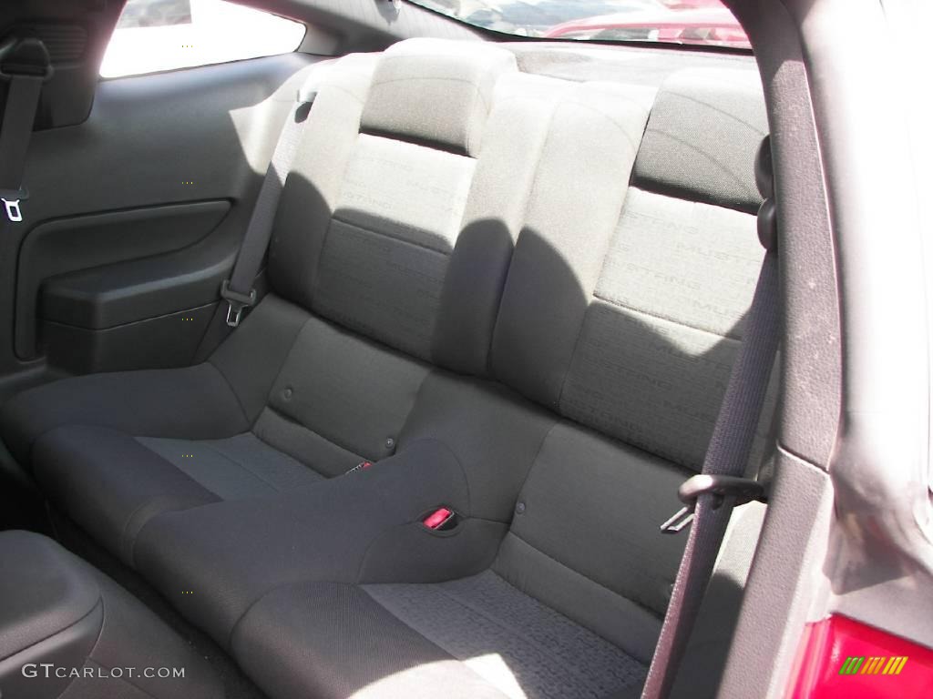 2006 Mustang V6 Premium Coupe - Redfire Metallic / Dark Charcoal photo #7