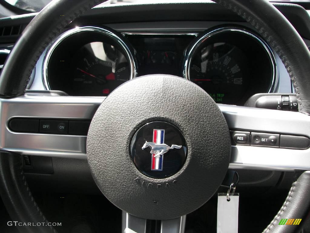 2006 Mustang V6 Premium Coupe - Redfire Metallic / Dark Charcoal photo #13