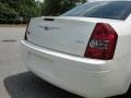 2009 Cool Vanilla White Chrysler 300 LX  photo #12