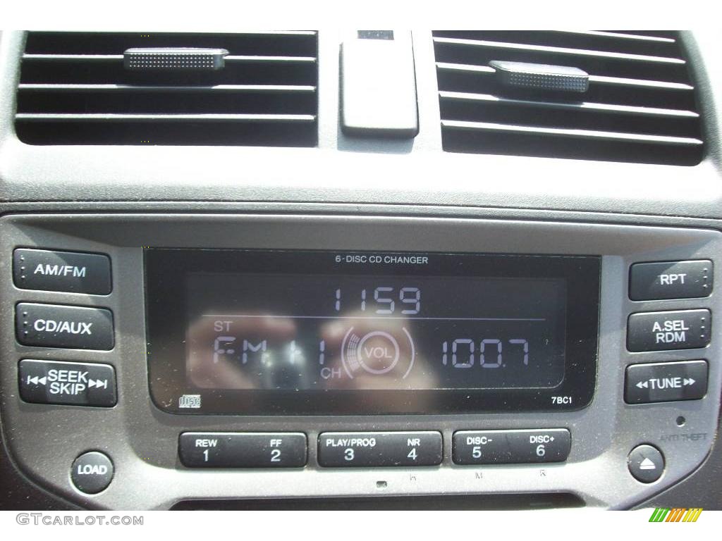 2006 Accord SE Sedan - Alabaster Silver Metallic / Black photo #18