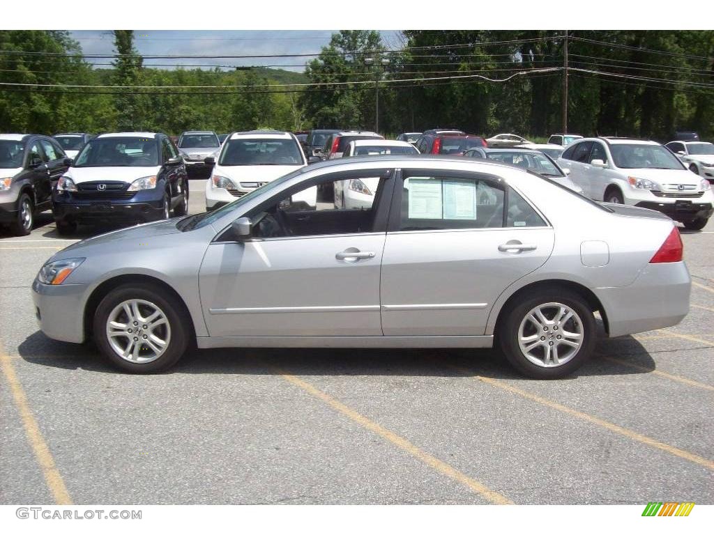 2006 Accord SE Sedan - Alabaster Silver Metallic / Black photo #19
