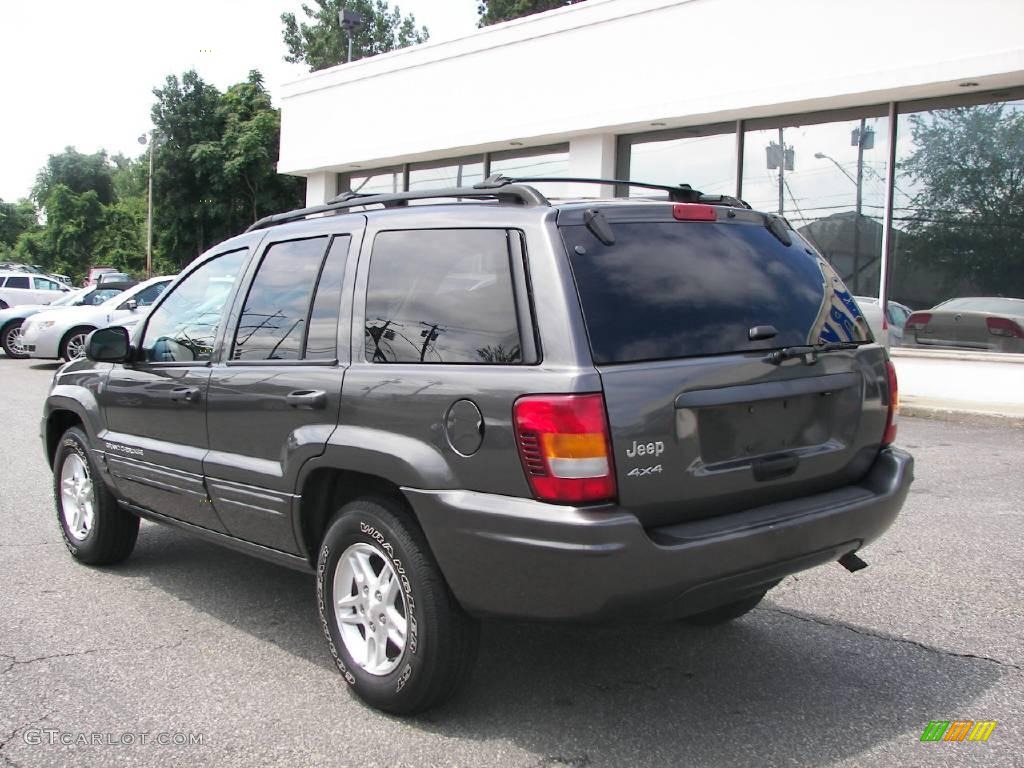 2004 Grand Cherokee Laredo 4x4 - Graphite Metallic / Dark Slate Gray photo #4