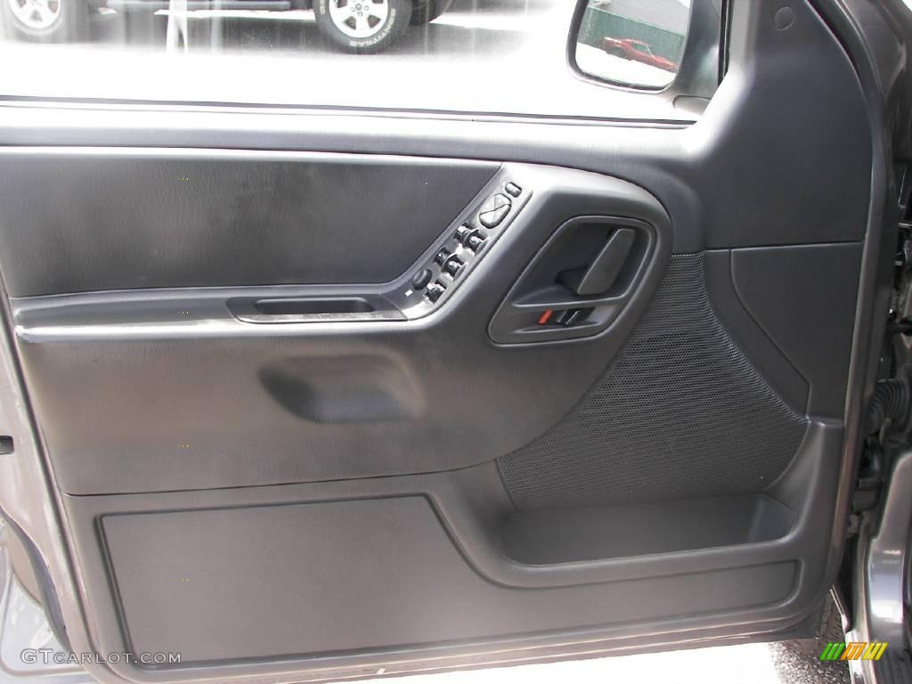2004 Grand Cherokee Laredo 4x4 - Graphite Metallic / Dark Slate Gray photo #10