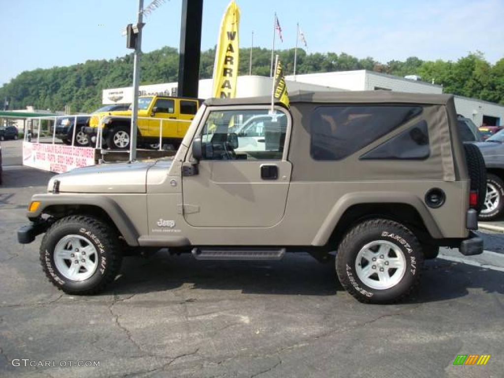 2006 Wrangler Unlimited 4x4 - Light Khaki Metallic / Khaki photo #1