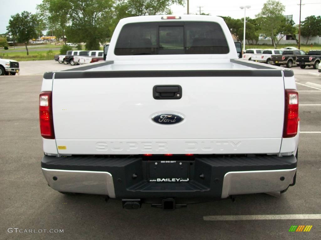 2010 F350 Super Duty Lariat Crew Cab 4x4 Dually - Oxford White / Medium Stone photo #5