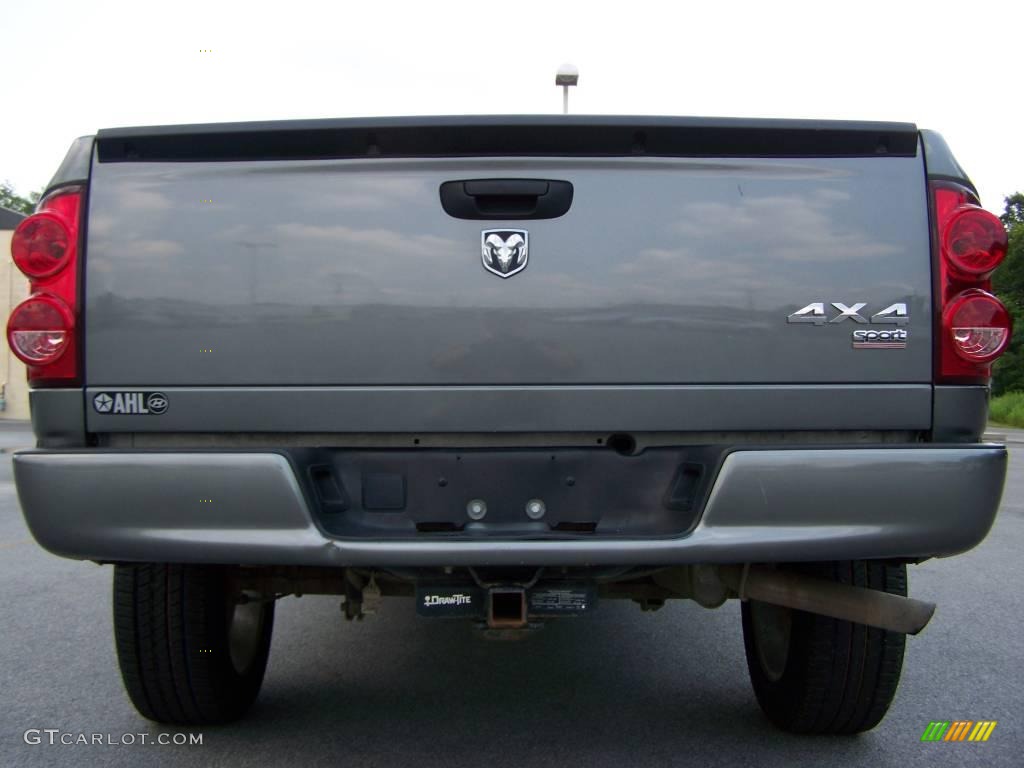 2007 Ram 1500 Sport Quad Cab 4x4 - Mineral Gray Metallic / Medium Slate Gray photo #6