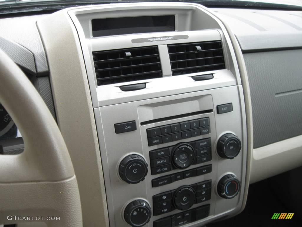 2008 Escape XLT V6 4WD - Black / Stone photo #8