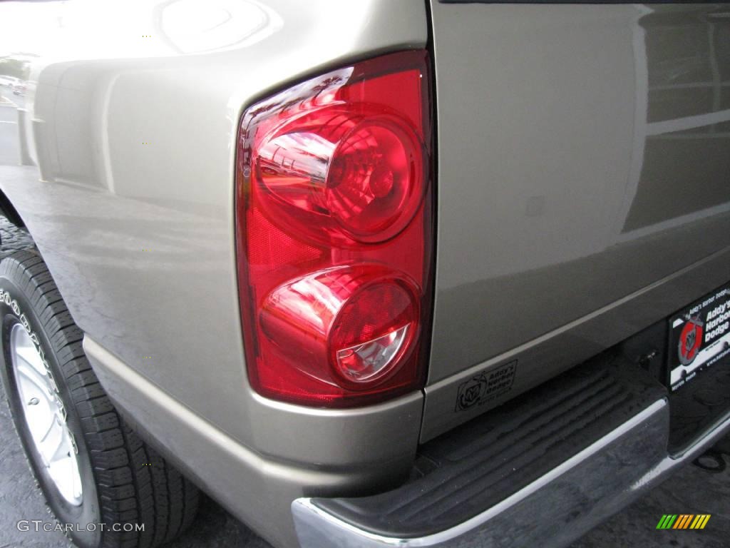 2008 Ram 1500 SLT Regular Cab - Light Khaki Metallic / Khaki photo #8