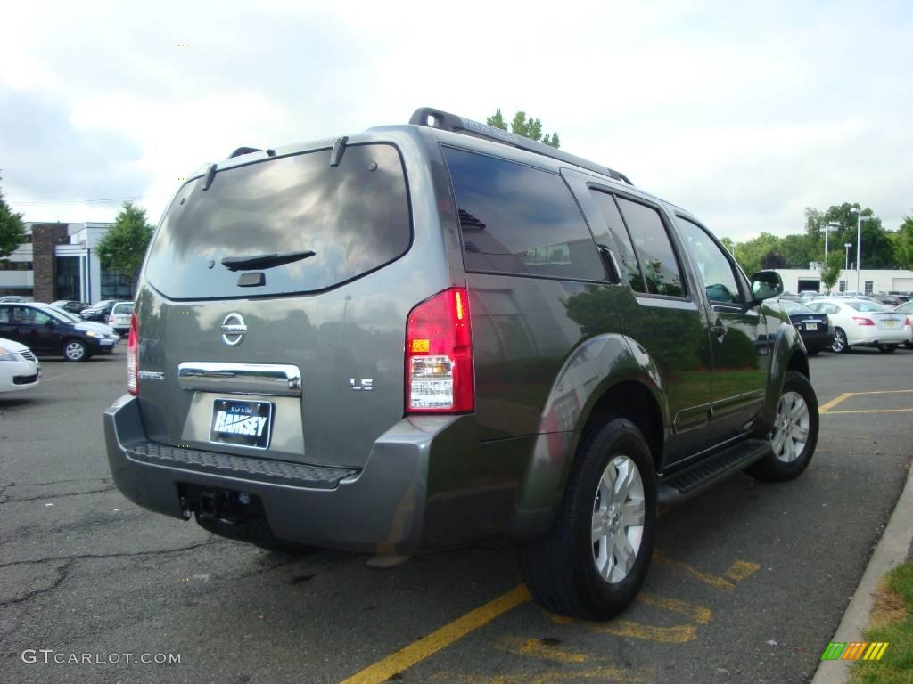 2006 Pathfinder LE 4x4 - Storm Grey Metallic / Graphite photo #10