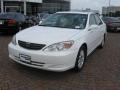 Super White - Camry XLE Photo No. 3