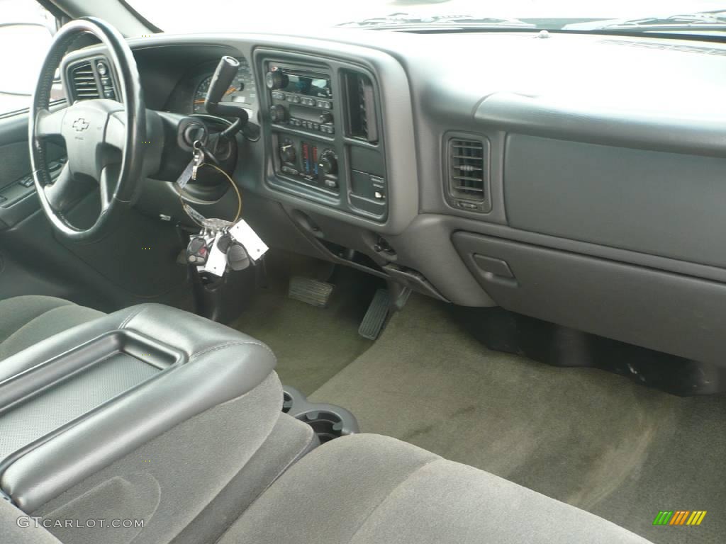 2003 Silverado 1500 LS Extended Cab 4x4 - Light Pewter Metallic / Dark Charcoal photo #18