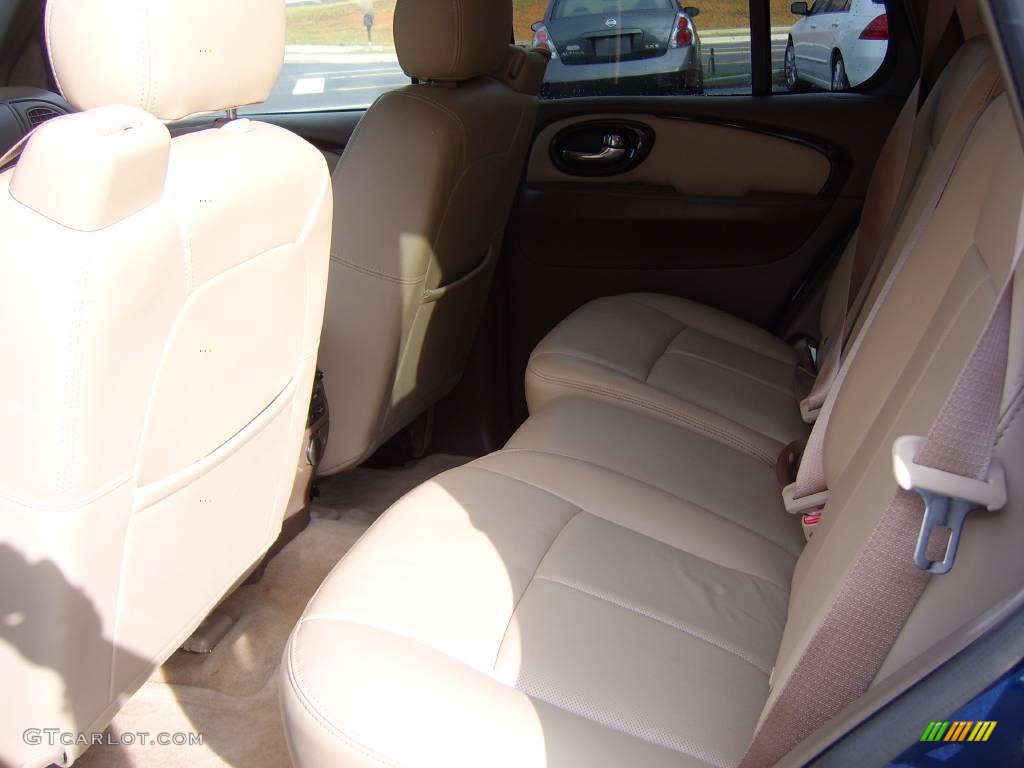 2006 Rainier CXL AWD - Deep Sapphire Blue Metallic / Cashmere photo #15