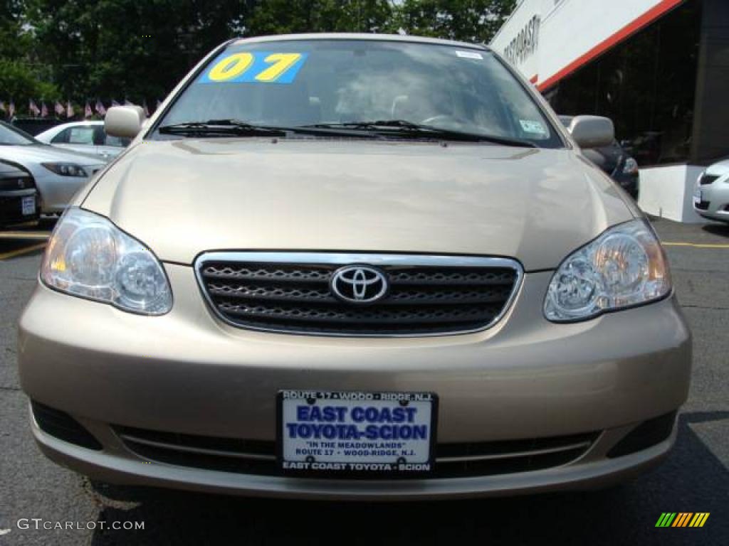 2007 Corolla LE - Desert Sand Mica / Beige photo #2