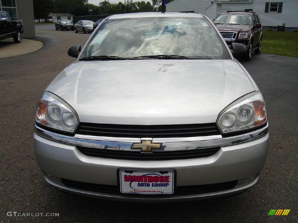 2004 Malibu LT V6 Sedan - Galaxy Silver Metallic / Gray photo #8