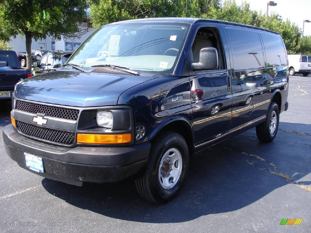 2007 Express 2500 Cargo Van - Dark Blue Metallic / Medium Pewter photo #1