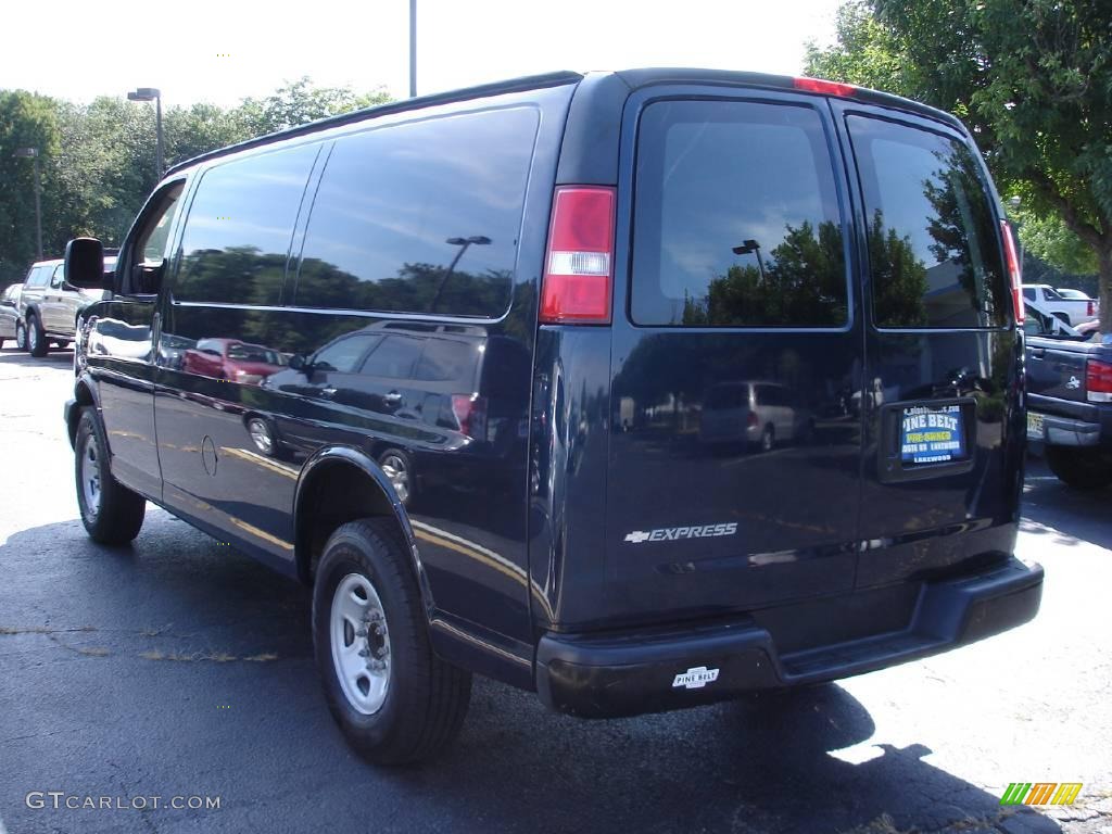 2007 Express 2500 Cargo Van - Dark Blue Metallic / Medium Pewter photo #5