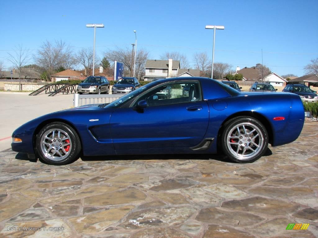 2004 Corvette Z06 - LeMans Blue Metallic / Black photo #4