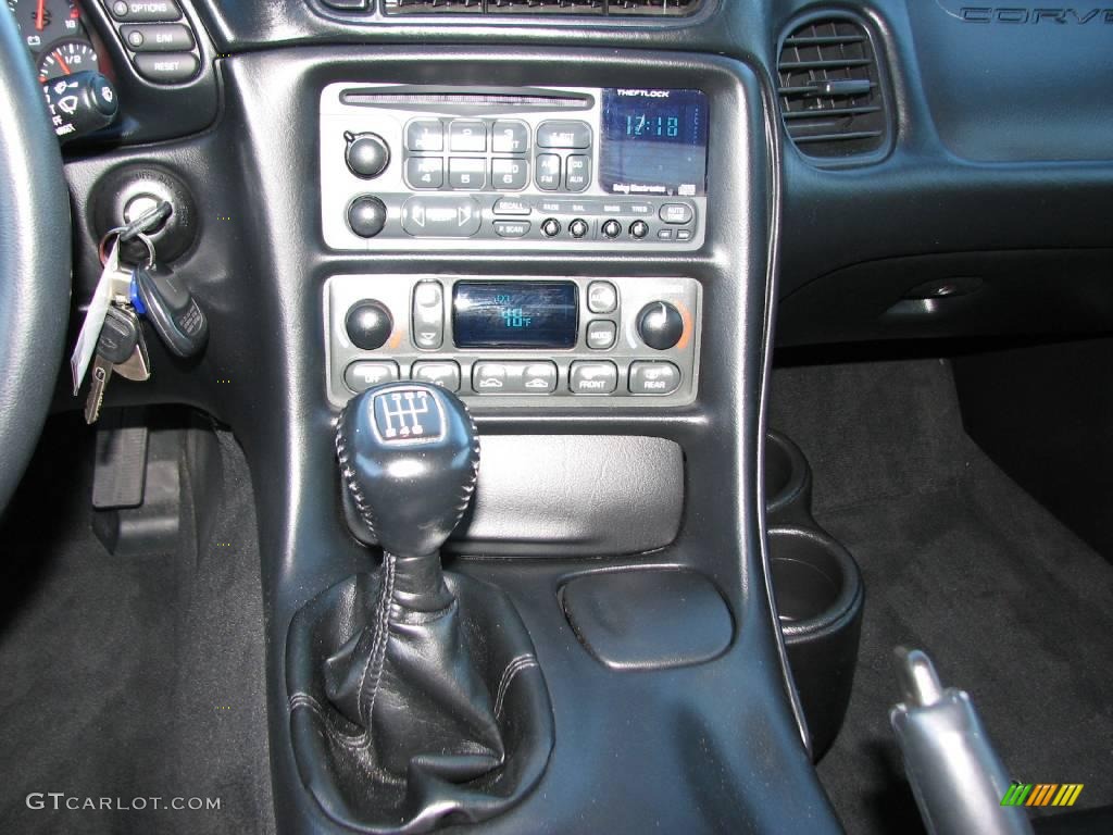 2004 Corvette Z06 - LeMans Blue Metallic / Black photo #16