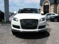 Calla White - Q7 4.2 Premium quattro Photo No. 2