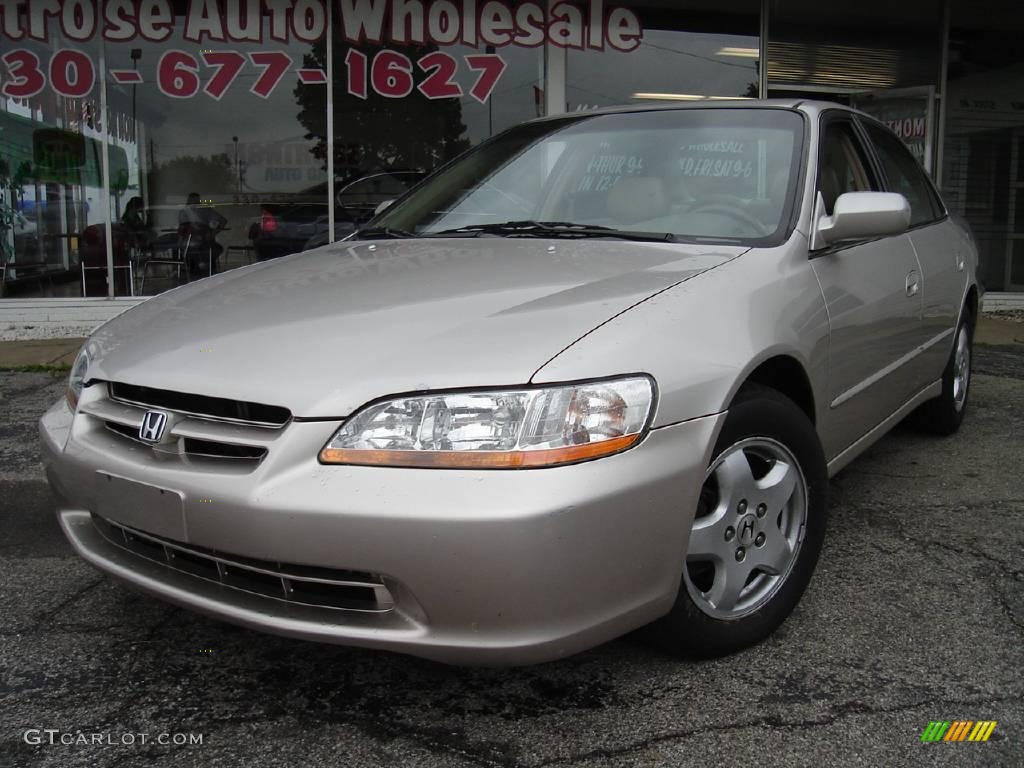 1998 Accord EX V6 Sedan - Regent Silver Pearl / Ivory photo #1