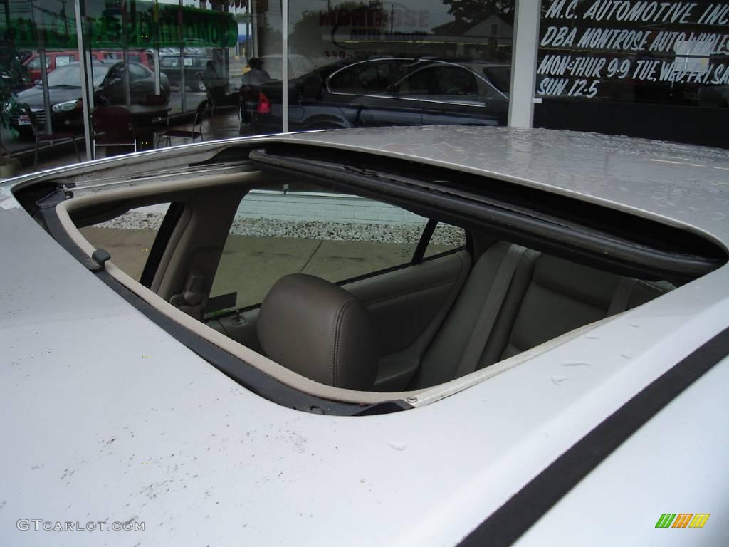 1998 Accord EX V6 Sedan - Regent Silver Pearl / Ivory photo #10