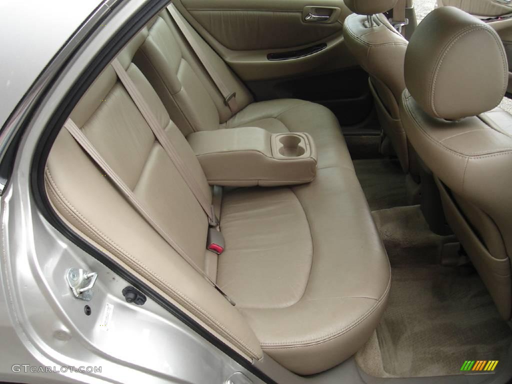 1998 Accord EX V6 Sedan - Regent Silver Pearl / Ivory photo #15