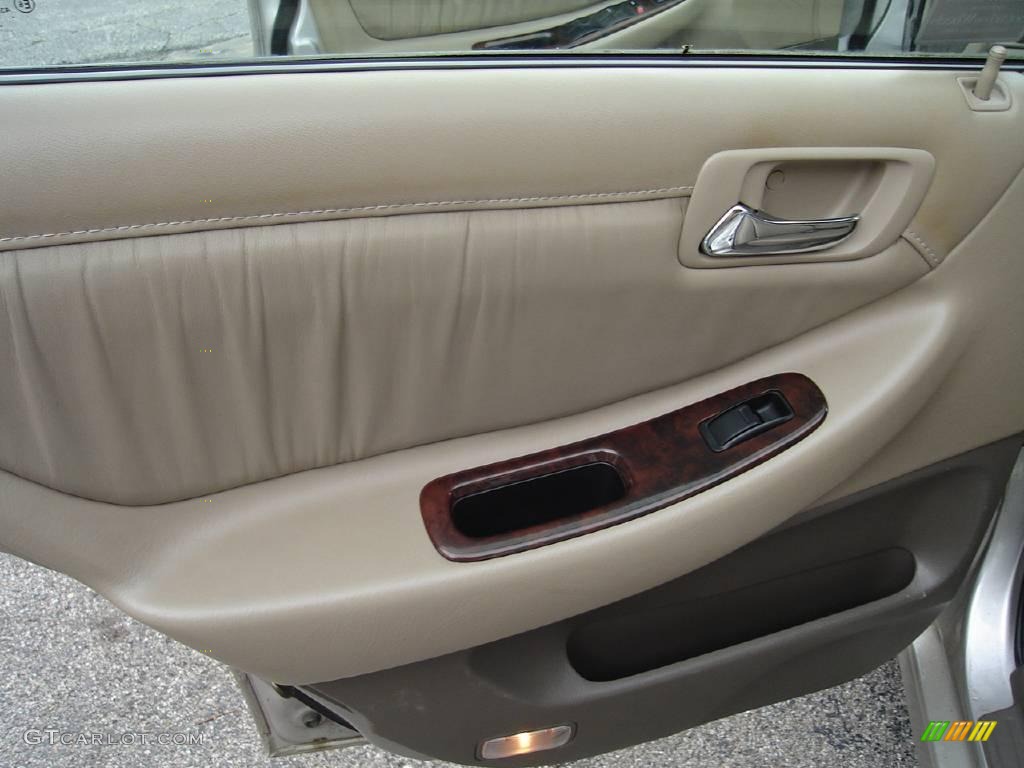 1998 Accord EX V6 Sedan - Regent Silver Pearl / Ivory photo #21