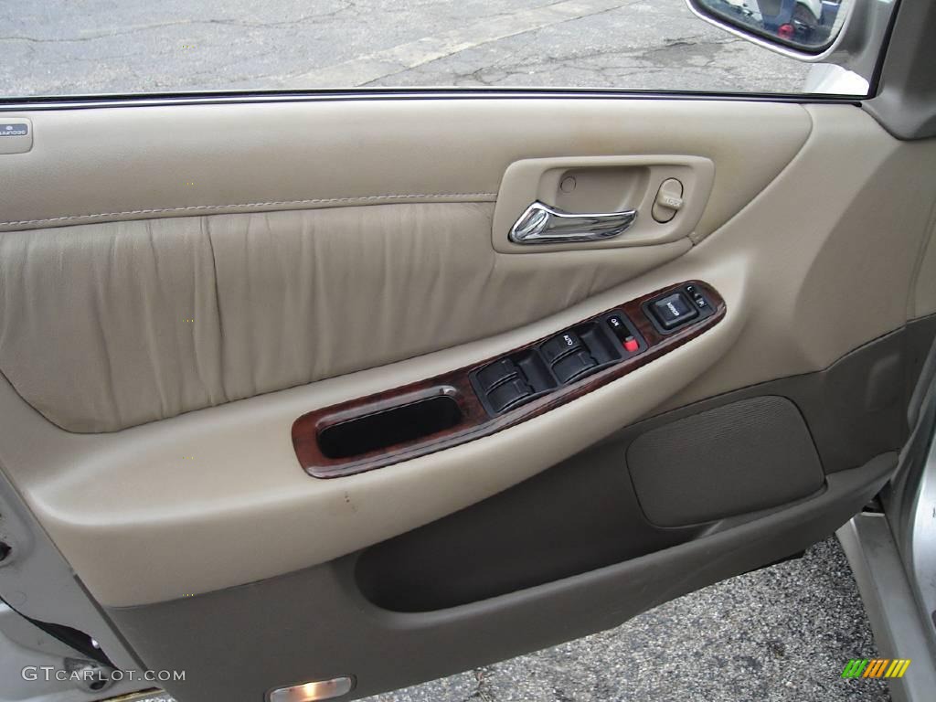 1998 Accord EX V6 Sedan - Regent Silver Pearl / Ivory photo #22