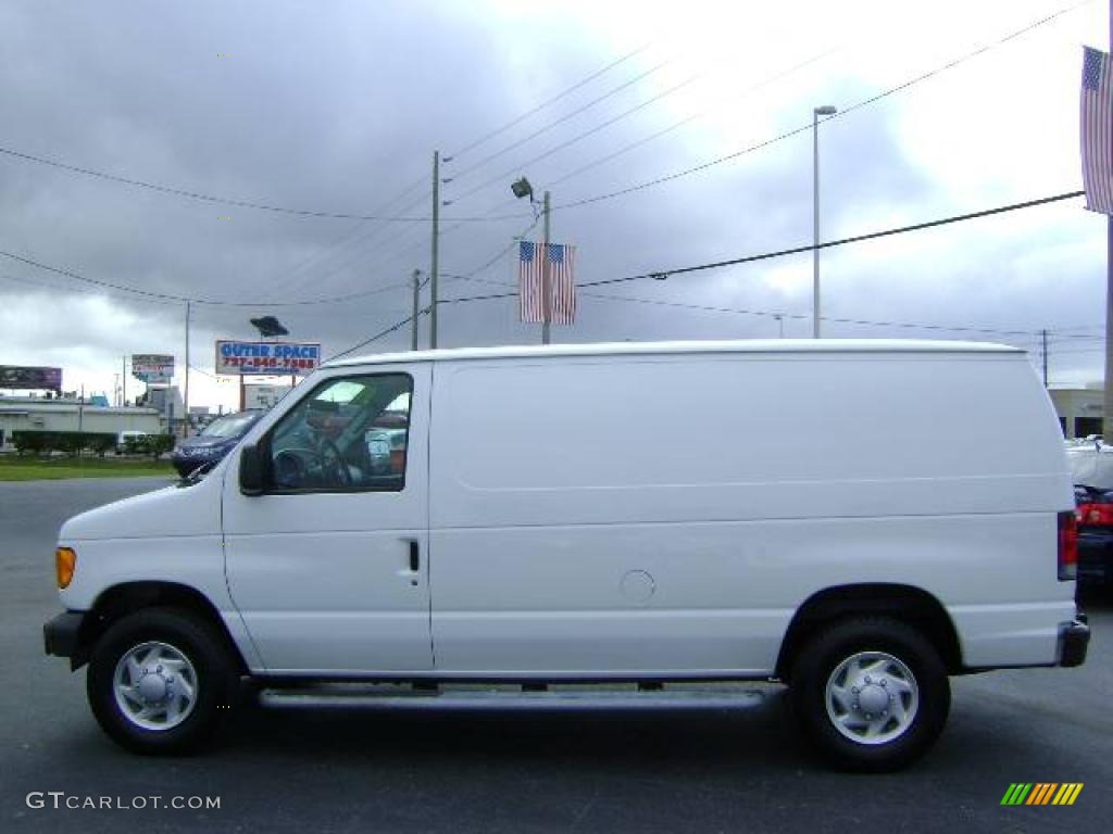 2007 E Series Van E250 Commercial - Oxford White / Medium Flint Grey photo #4
