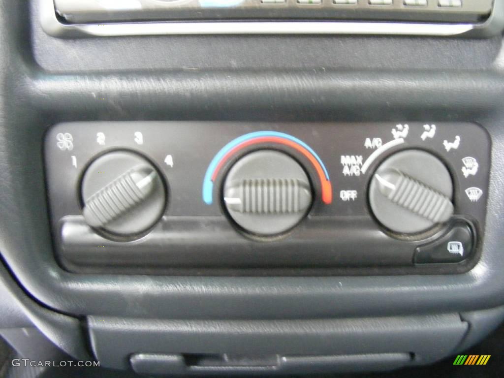2000 S10 LS Extended Cab 4x4 - Space Blue Metallic / Graphite photo #27