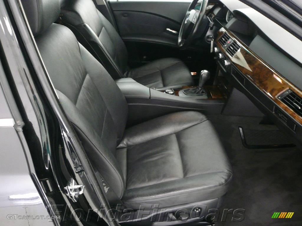 2007 5 Series 525i Sedan - Black Sapphire Metallic / Black photo #13